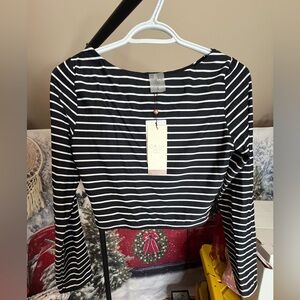 Calia Crop Swim Rashguard Top, Black & White Stripe NWT Size Small. UPF 50+